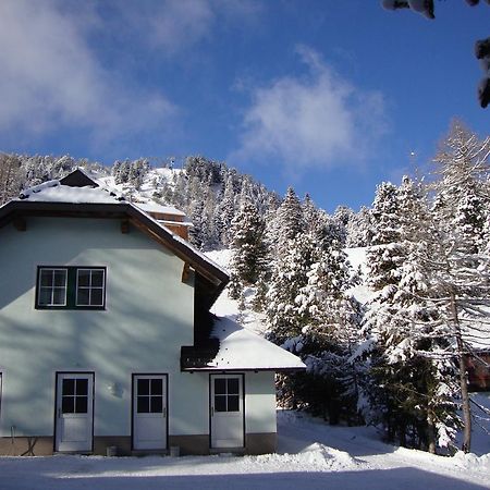 Ferienwohnung Ritas Alm Turracher Hohe Exterior foto