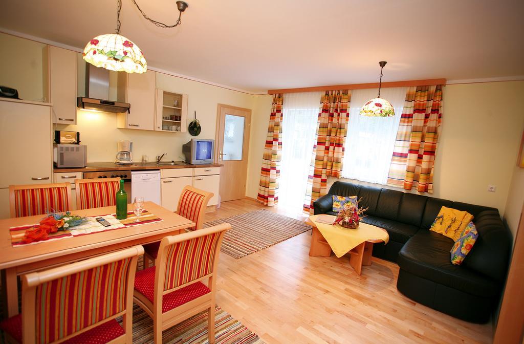 Ferienwohnung Ritas Alm Turracher Hohe Exterior foto